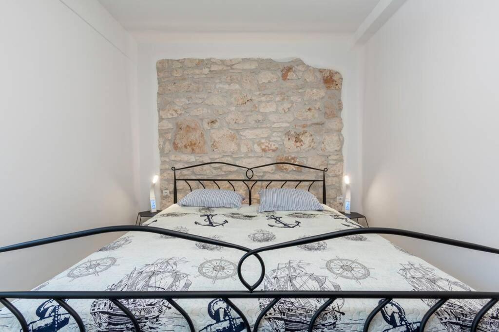 Predivan Novouredeni Apartman U Blizini Mora Banjole Zewnętrze zdjęcie